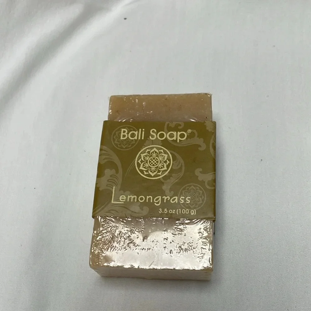 NWOT 3 soap cleansing bars.  Southern Magnolia, lemongrass and Cempaka.
